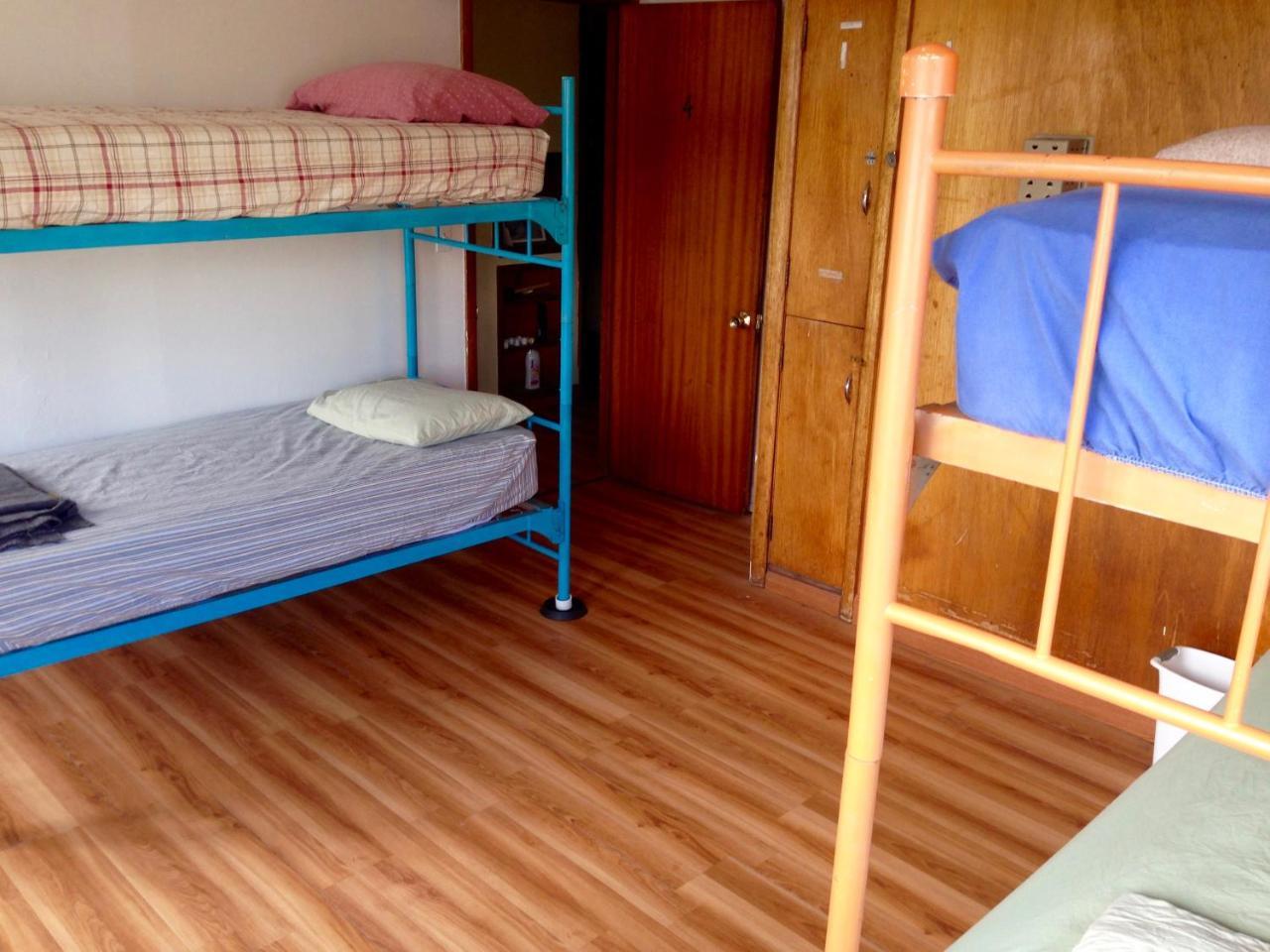 Base Camp Anchorage Hostel Екстер'єр фото